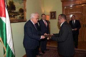 الرئيس يتقبل أوراق اعتماد سفير تنزانيا غير المقيم لدى فلسطين