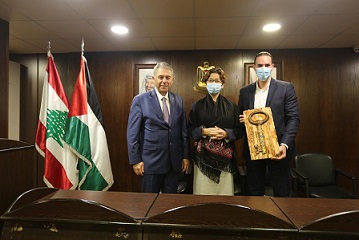 سفارة فلسطين تكرم ممثلة اليونيسيف في لبنان