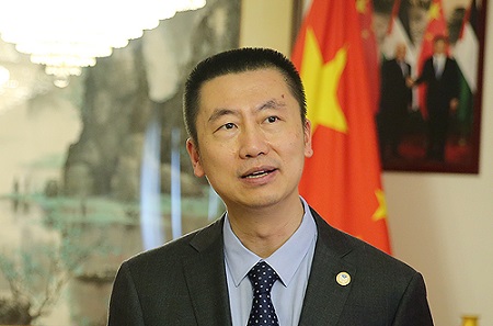 السفير الصيني لـ"وفا": على المجتمع الدولي اتخاذ خطوات ملموسة لتحقيق حل الدولتين