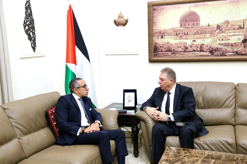 السفير دبور يستقبل السفير المصري في لبنان
